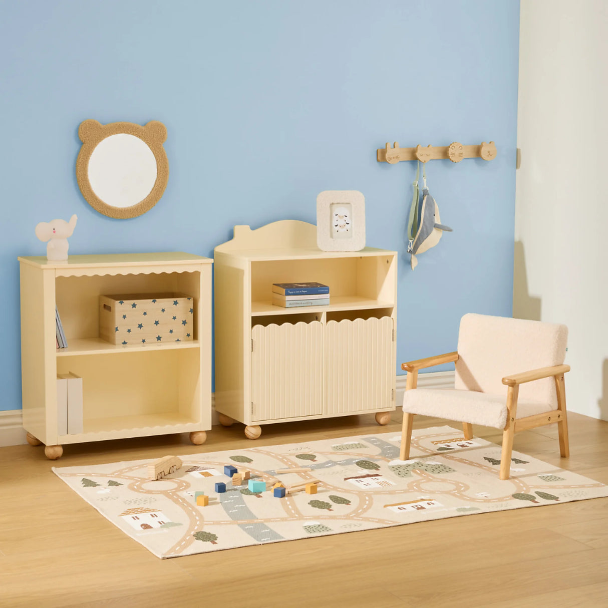 Kindergarderobe Holz mit 4 Haken Atmosphera